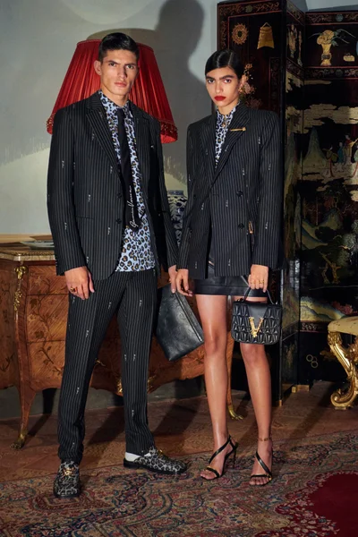 Look 12